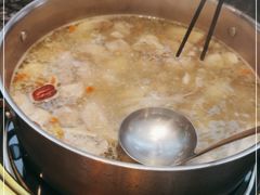 -一席地·本地鸡窝·杭帮鸡火锅(萧山银隆百货店)
