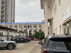 -百联沪通凯迪拉克4s店