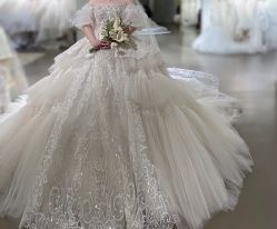 -艾米丽婚纱礼服