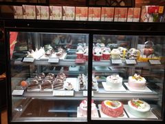 -皇冠幸福里动物奶油生日蛋糕(万达店)