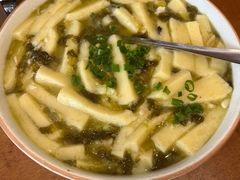 -石磨豆花家常菜·牦牛排土火锅