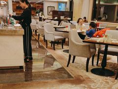 -鲤鱼洲酒店港鲤咖啡厅
