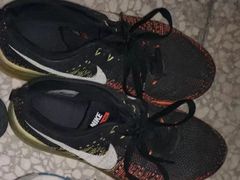 -浣溪纱鞋服精洗店