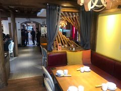 -隔壁老王·家常云南菜(花巷店)