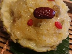 特价菠萝饭-云海肴·汽锅鸡·云南菜(天山百盛优客店)