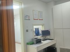 -上海仁爱医院口腔科 · 种植