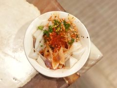 凉皮-何氏筠连水粉(明伦堂店)