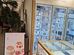-山与蓝·轻糖鲜果蛋糕(勒泰店)