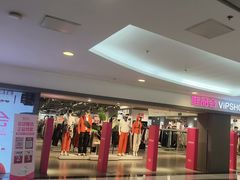 -唯品会(北京国瑞城店)