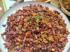 -有红鸡毛店·川菜(建设路店)