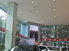 -上海和裕一汽丰田4S店(七宝店)