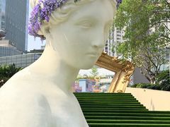 -中航城君尚购物中心