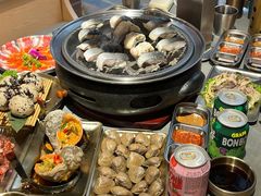 -围炉肉舍•炭烤活鳗•丹东海鲜烤肉(步行街店)