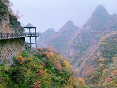 -十渡东湖港风景区