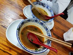 -叶新小吃店(来凤小区总店)