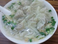 -胖子馄饨坊
