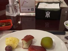 -荣誉国际酒店-云顶旋转餐厅