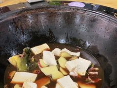 -山城家常菜铁锅炖鱼