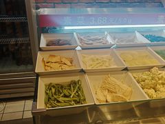 -大食代美食广场(上海中心店)