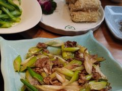 -娜仁图雅蒙古美食村(33小镇店)
