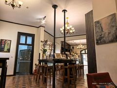 -良友书坊(安徽路店)