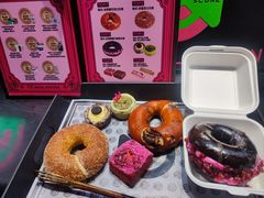 美式—黑巧莓果贝果-CC BAGEL&SCONE 贝果与司康(南开大悦城店)