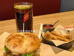-必胜客(新中纬店)