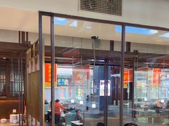 -阿瓦山寨·湘菜现炒·剁椒鱼头王(咸阳总店)