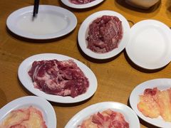 -牛满溢·自助潮汕鲜牛肉火锅(龙汇路店)