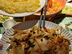 -浩海火燒雲傣家菜(芮欧百货店)