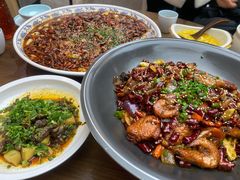 花椒麻麻兔-有红鸡毛店·川菜(建设路店)