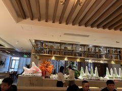 -雍和会海鲜姿造自助(湖东路店)