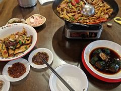 -富正毅三下锅·湘西韵味(天门山索道店)