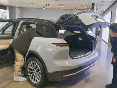 -蔚来中心(北京中关村店)