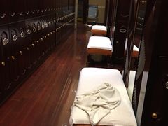 -碧中海汤泉汗蒸酒店