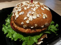 -The Habit Burger Grill 哈比特汉堡(爱琴海店)