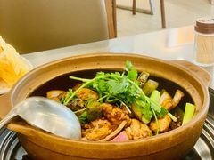 -胡须佬鸡煲四季火锅店(石厦西村直营店)