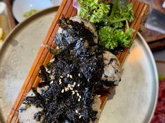 -围炉肉舍•炭烤活鳗•丹东海鲜烤肉(步行街店)