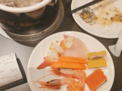 -钱小奴海鲜自助黑金店(杭州滨江龙湖店)