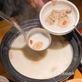 一口下去真的yyds！️火焰铁板烤鲈鱼 鱼超大一份！