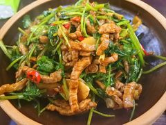 -民间瓦缸煨汤館(嵩山路店)