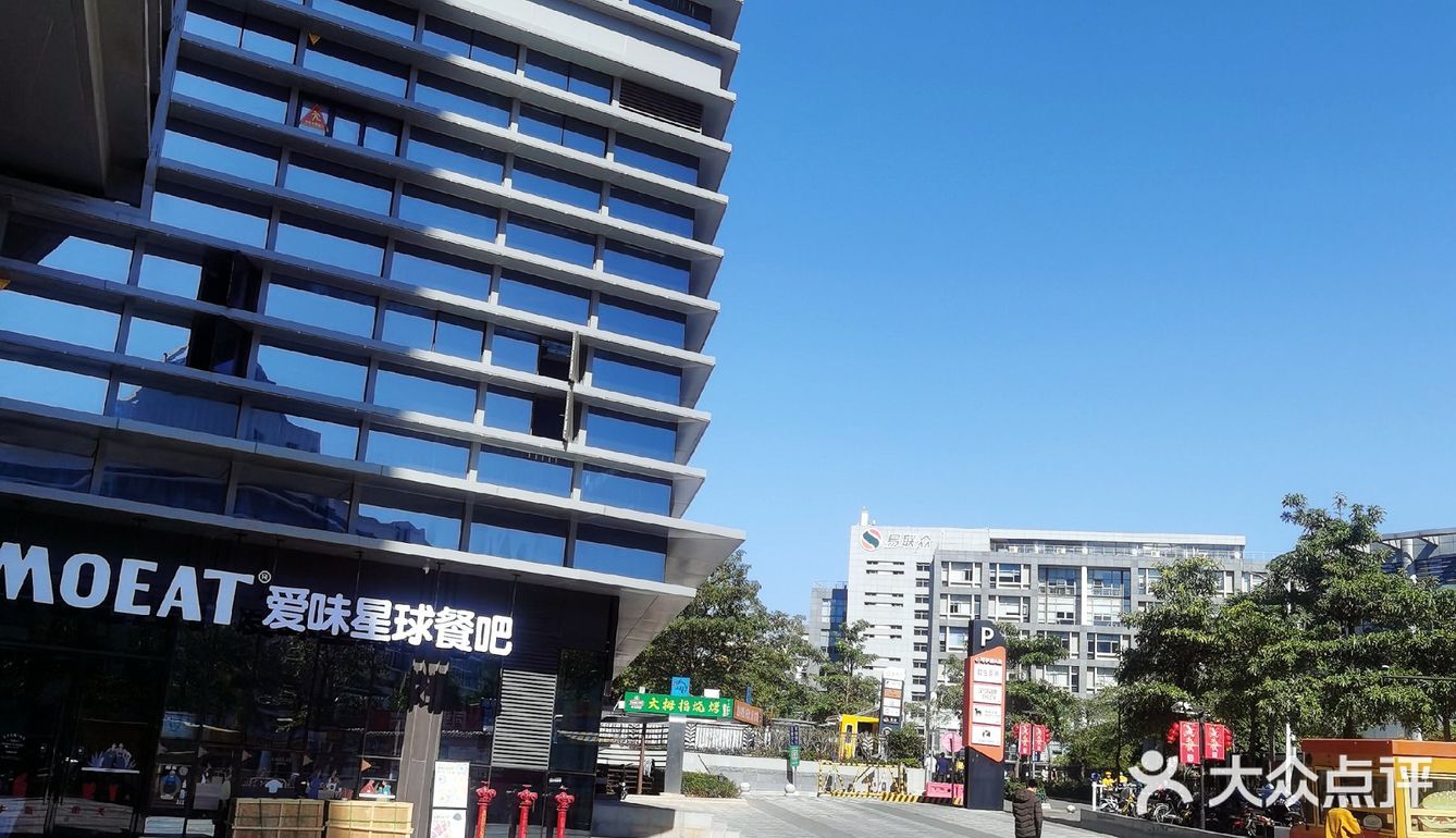 0.99元=美式咖啡+甜甜圈，这也太夸张了！～