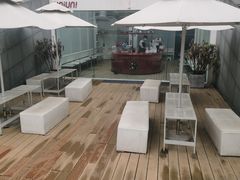 -UNI UNI(环亚凯瑟琳店)