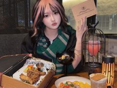 -锅炉咖啡·西餐·音乐酒厂