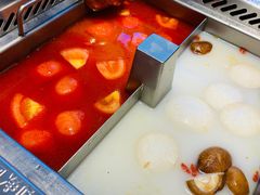 番茄锅底-海底捞火锅(漕宝路店)