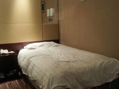 android_upload_pic-上海鼎园瑞峰公寓酒店