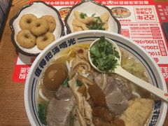 -鑫花溪牛肉米粉(东环大润发店)