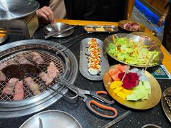 -韩烧牛中牛·甄选黑牛烤肉(黑金店)