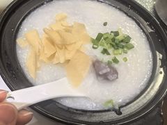 -广州中心皇冠假日酒店·百粤楼