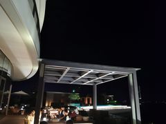 -瑰丽酒店·海吧·天际下午茶·现场DJ·天台酒吧